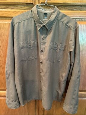 Kühl Men's Button-Up Shirt in Olive